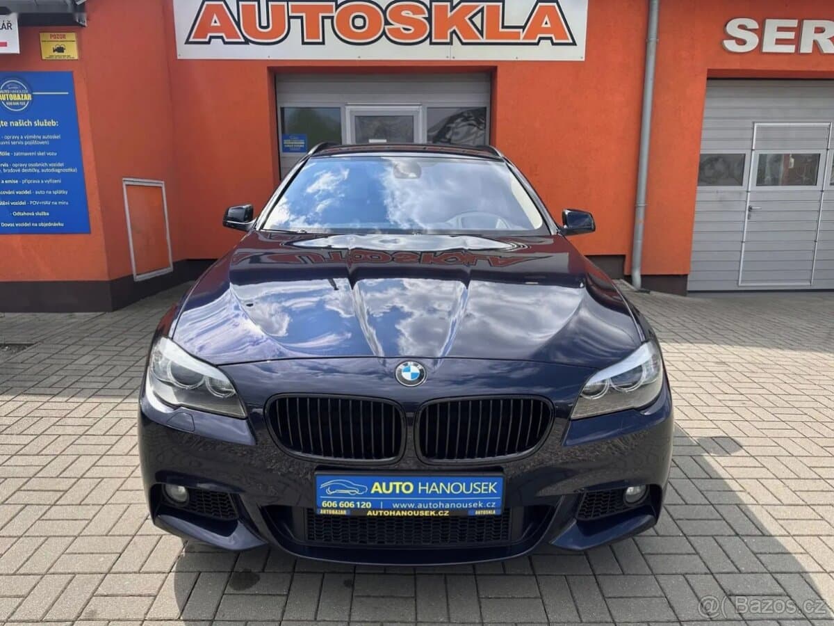 2011 BMW 5-SERIES - 5