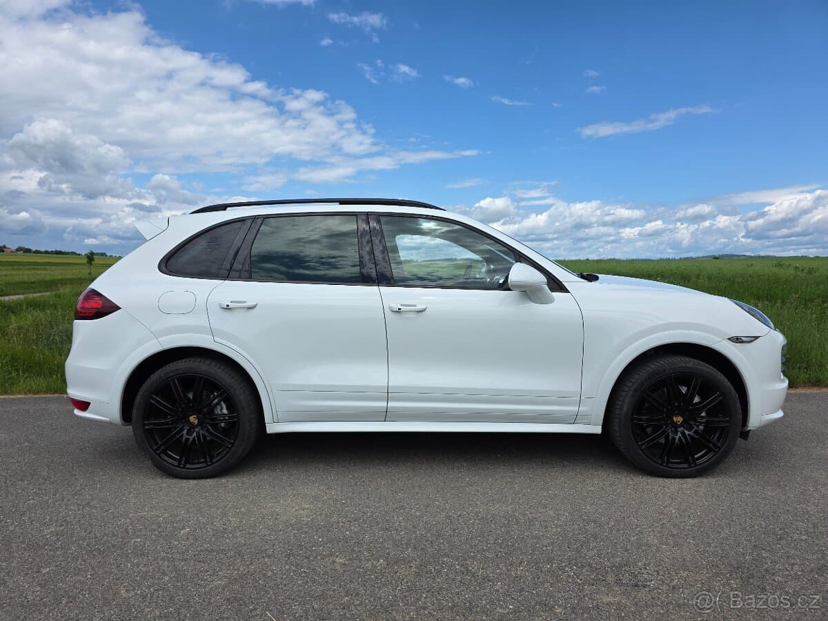 2013 Porsche CAYENNE - 5