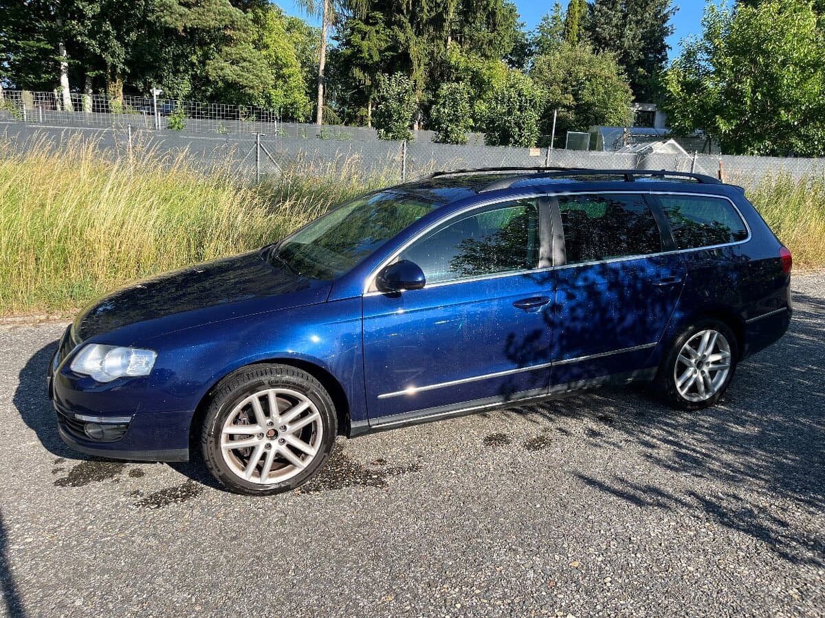 2009 Volkswagen PASSAT - 5
