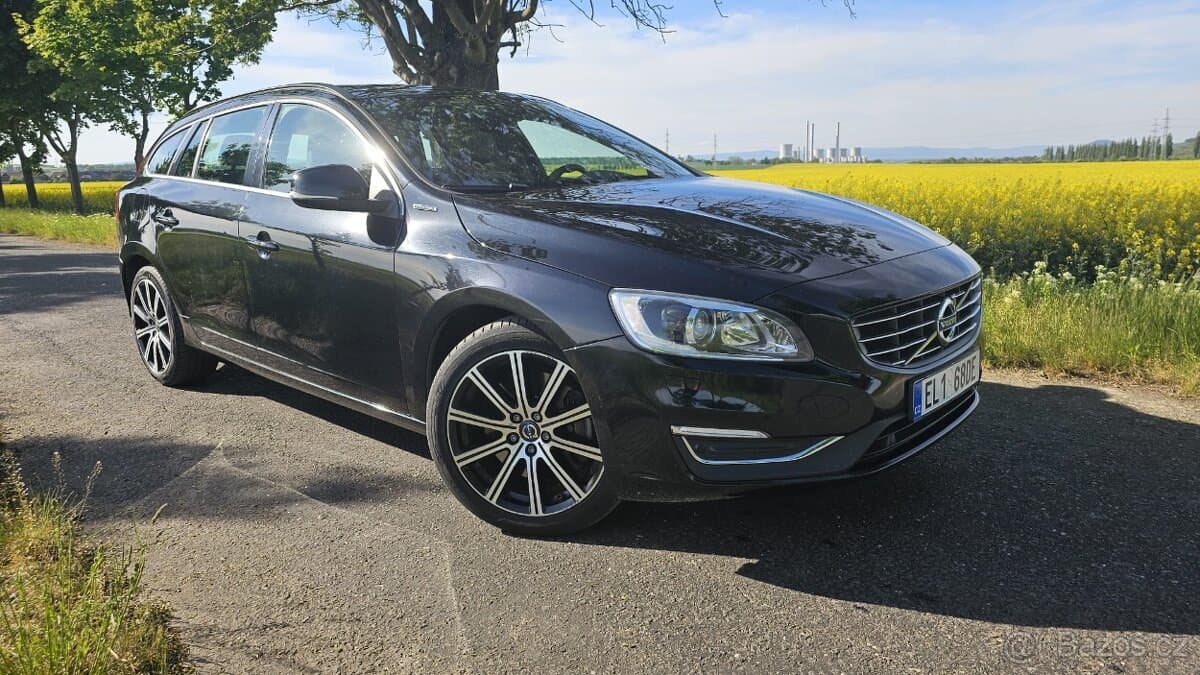 2015 Volvo V60 - 5