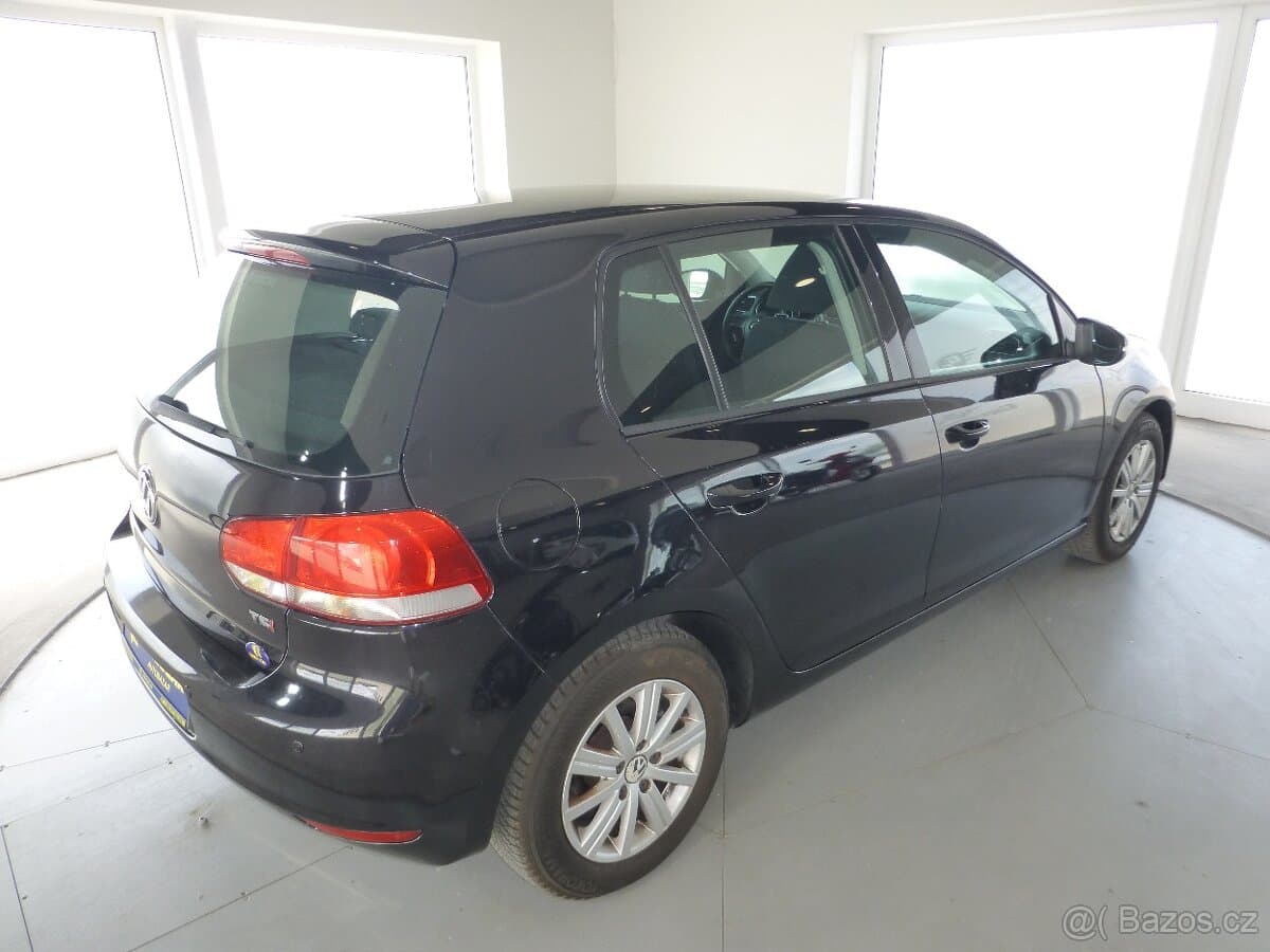 2011 Volkswagen GOLF - 5