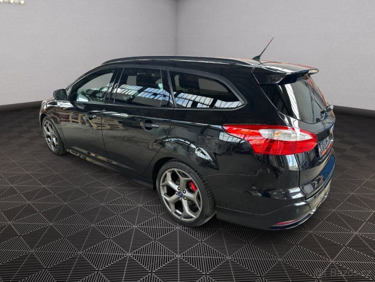 2013 Ford FOCUS - 5