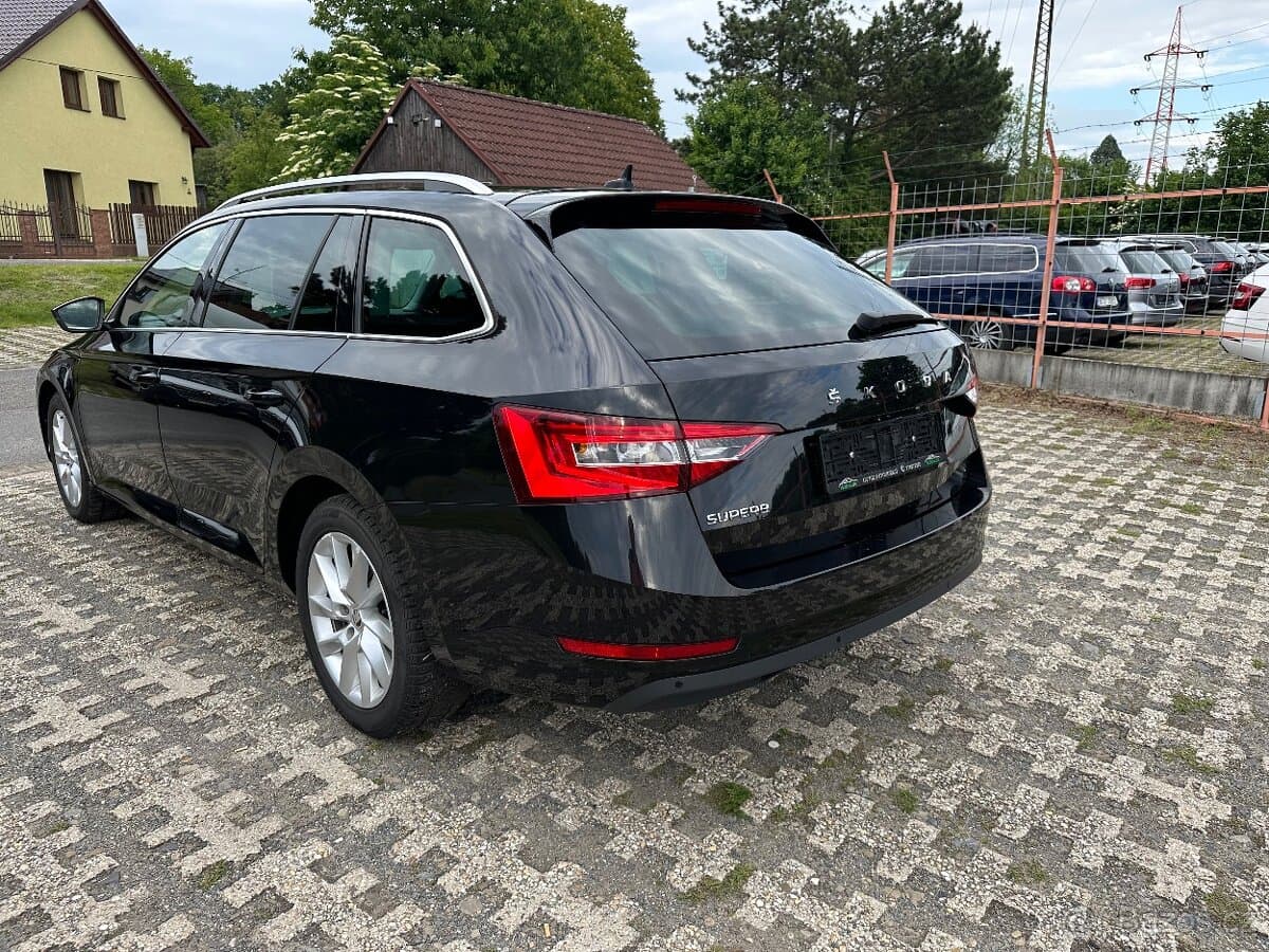 2020 Škoda SUPERB - 5
