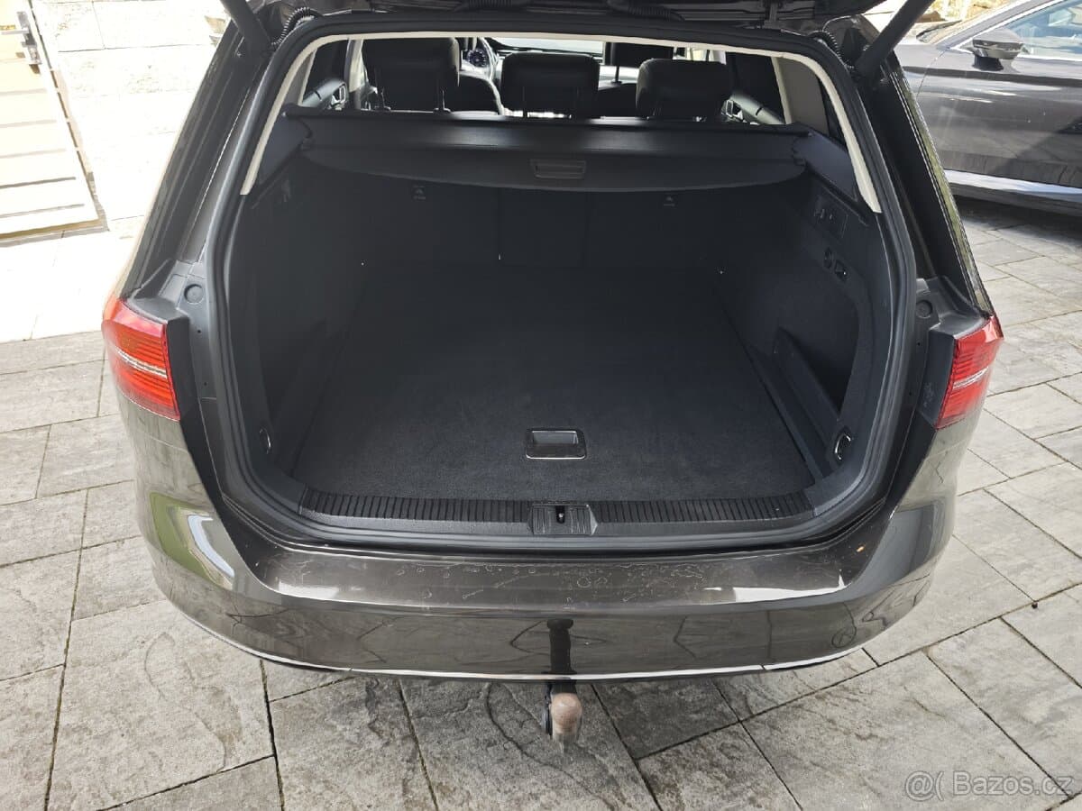 2015 Volkswagen PASSAT - 5