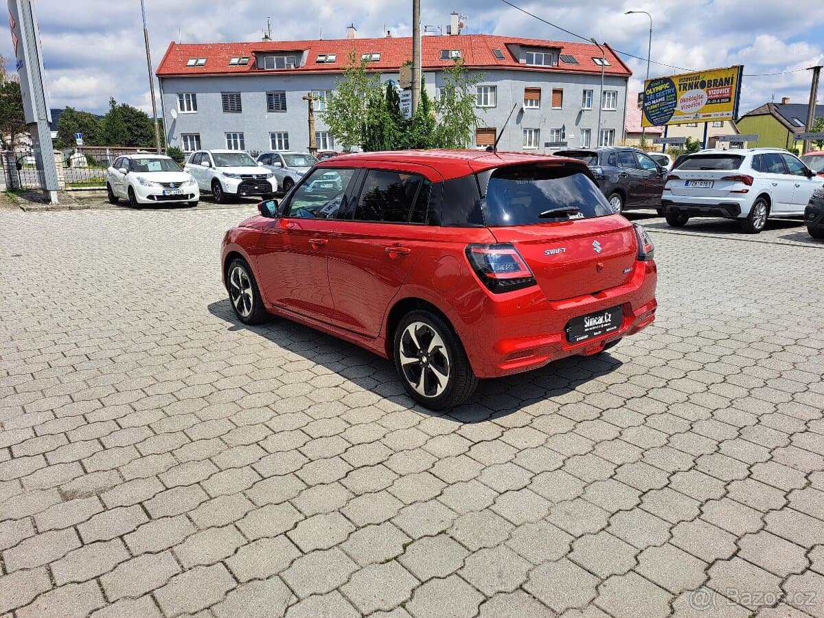 Suzuki SWIFT - 5