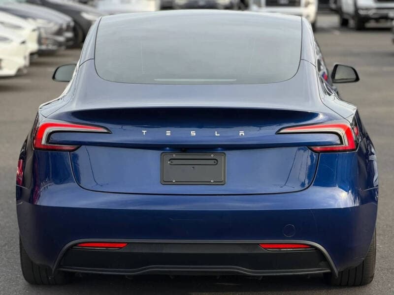 2024 Tesla MODEL 3 - 5