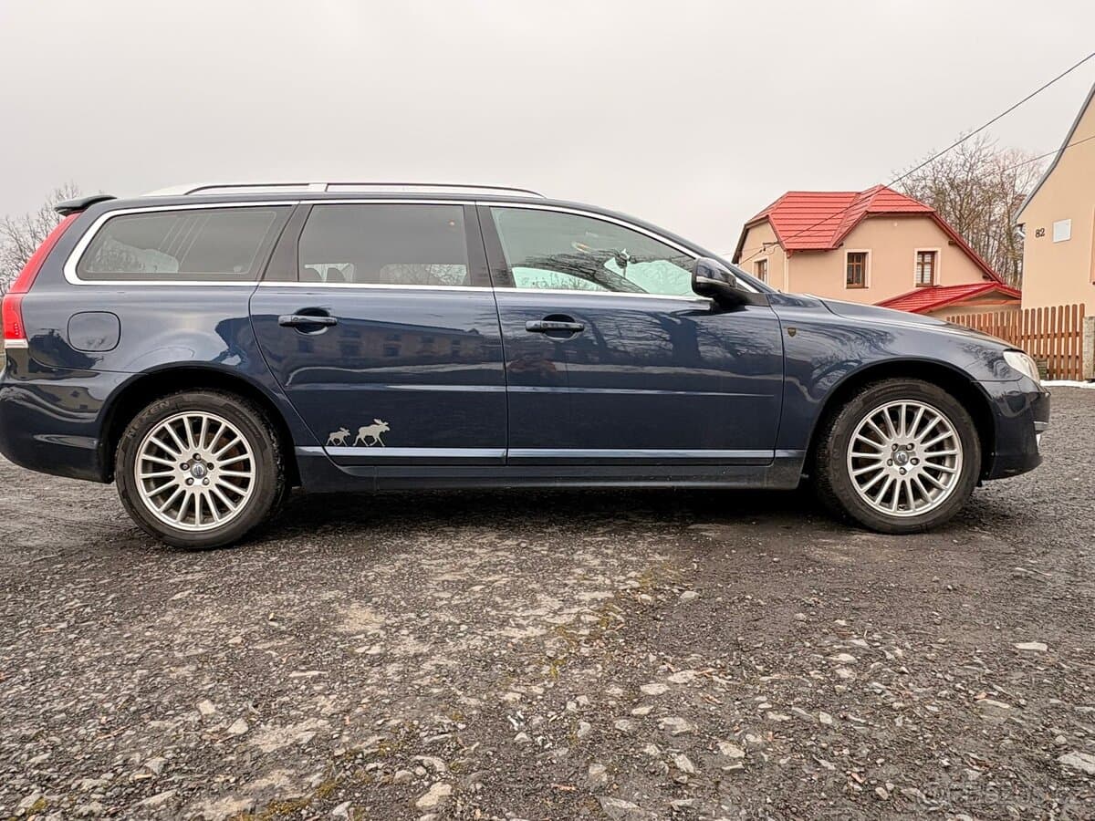 2014 Volvo V70 - 5