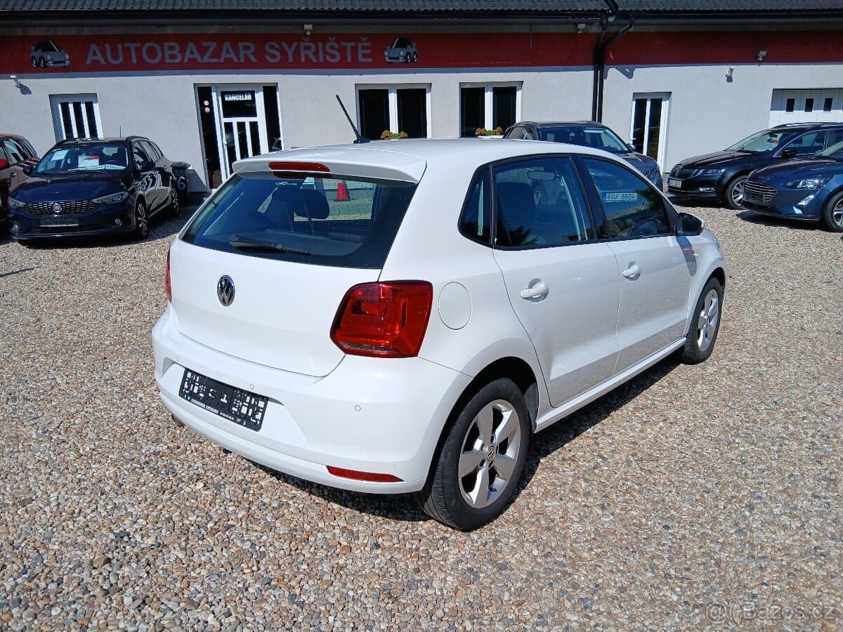 2015 Volkswagen POLO - 5