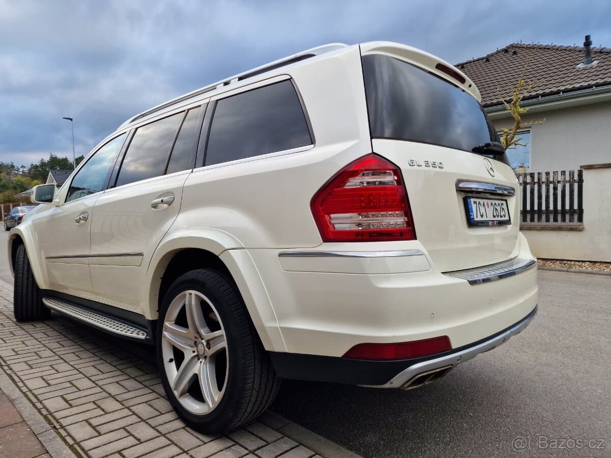 Mercedes-Benz GL - 5