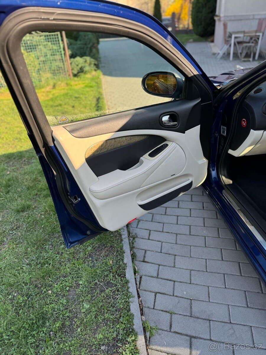 2002 Jaguar S-TYPE - 5