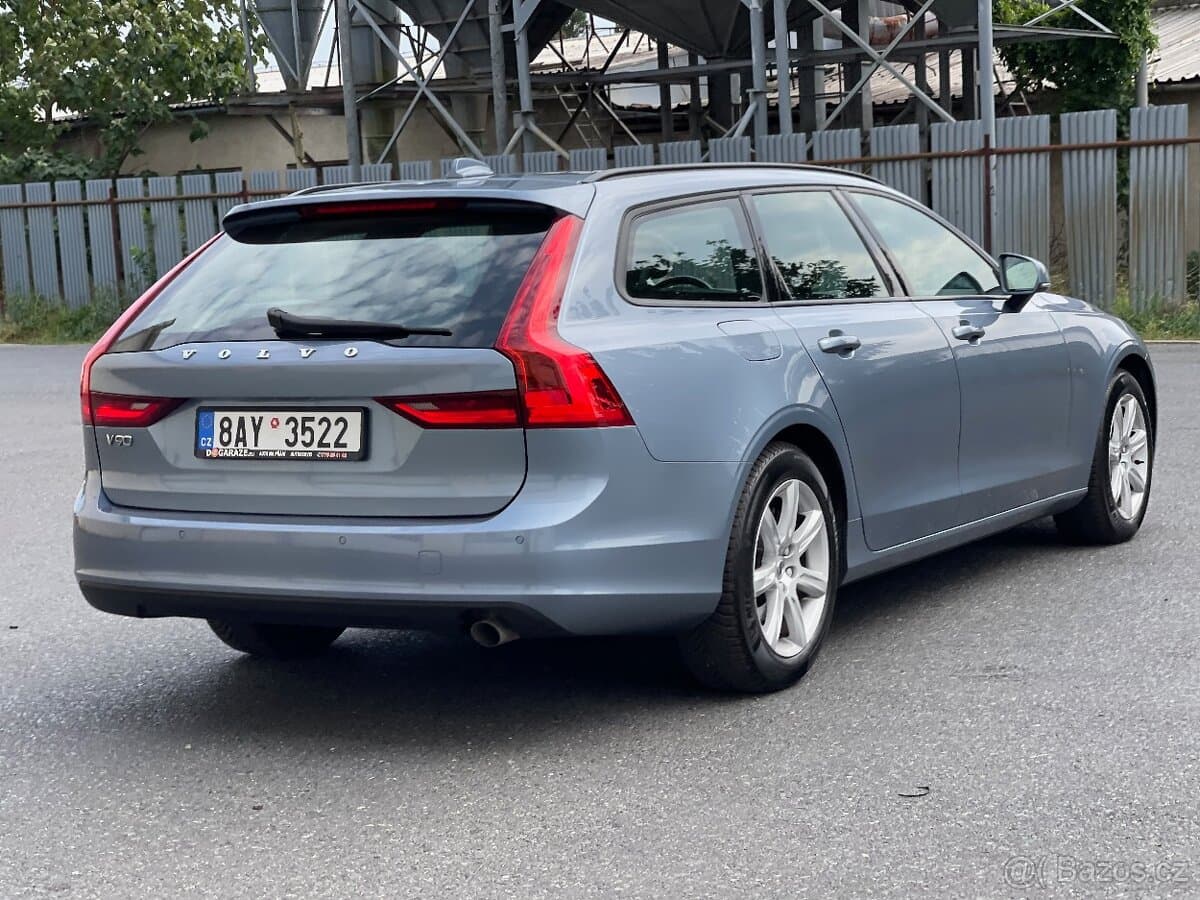 2017 Volvo V90 - 5