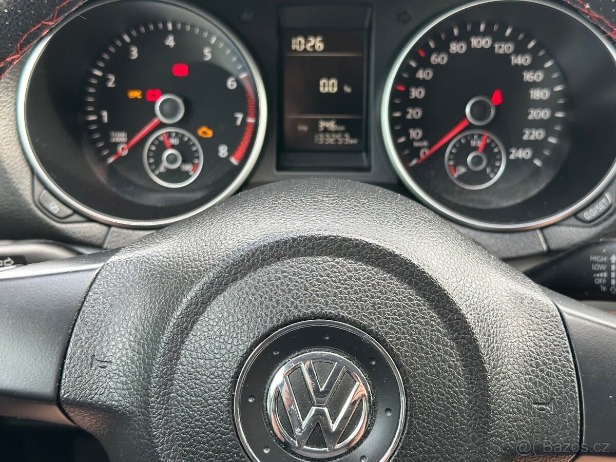 2011 Volkswagen GOLF - 5