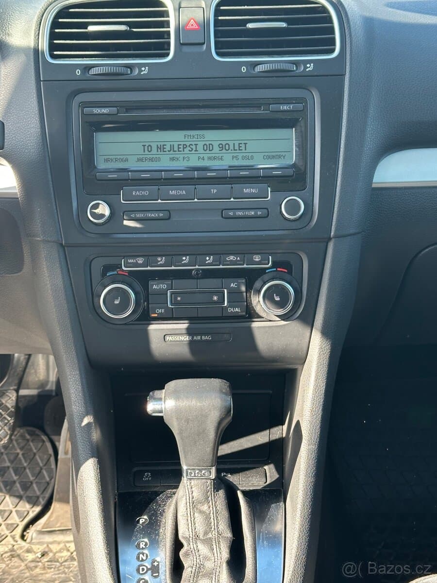 2010 Volkswagen GOLF - 5