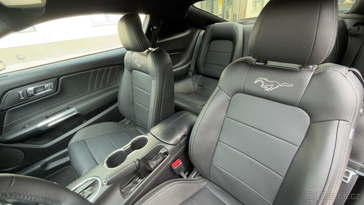 2017 Ford MUSTANG - 5