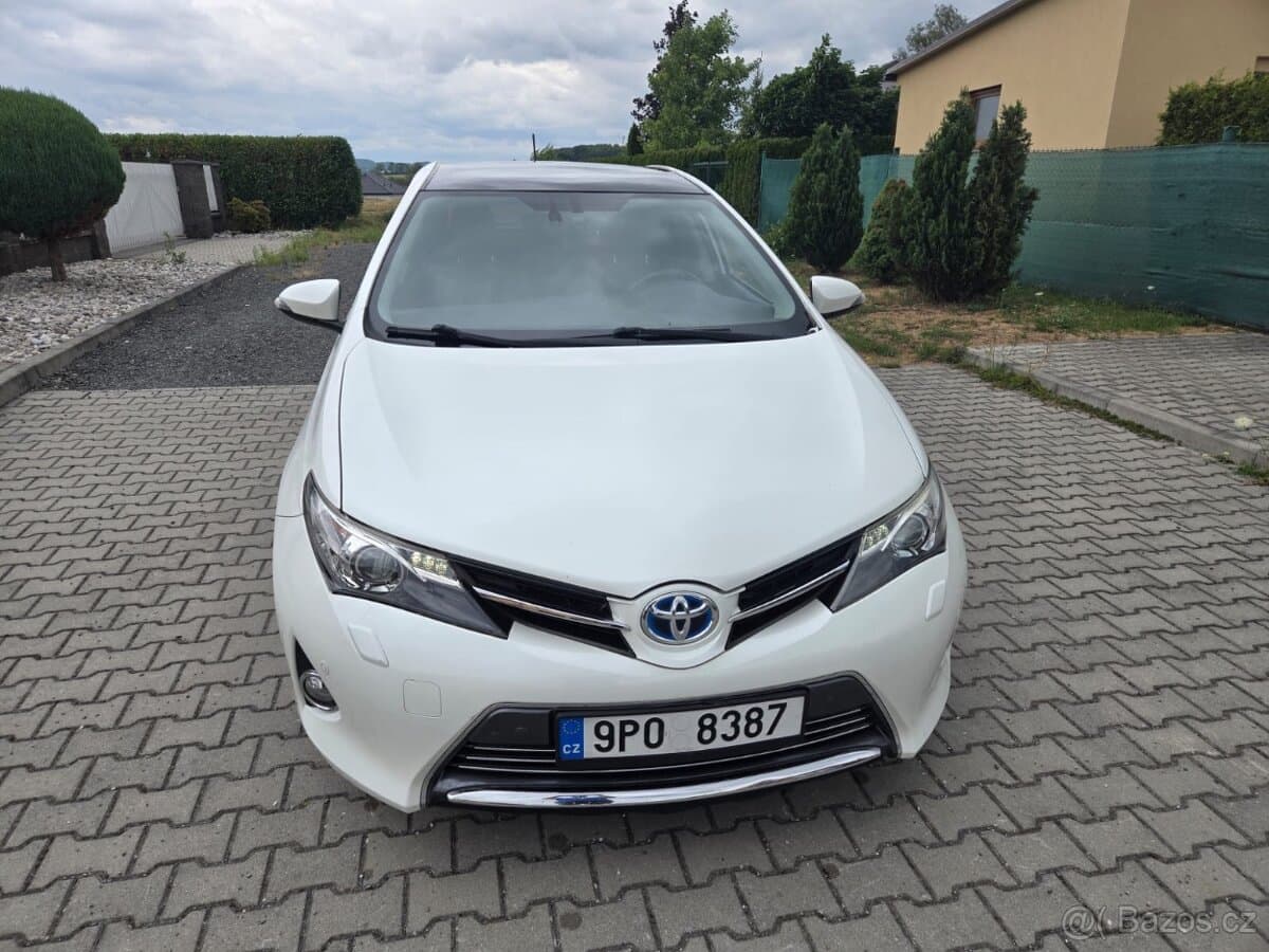 2013 Toyota AURIS - 5
