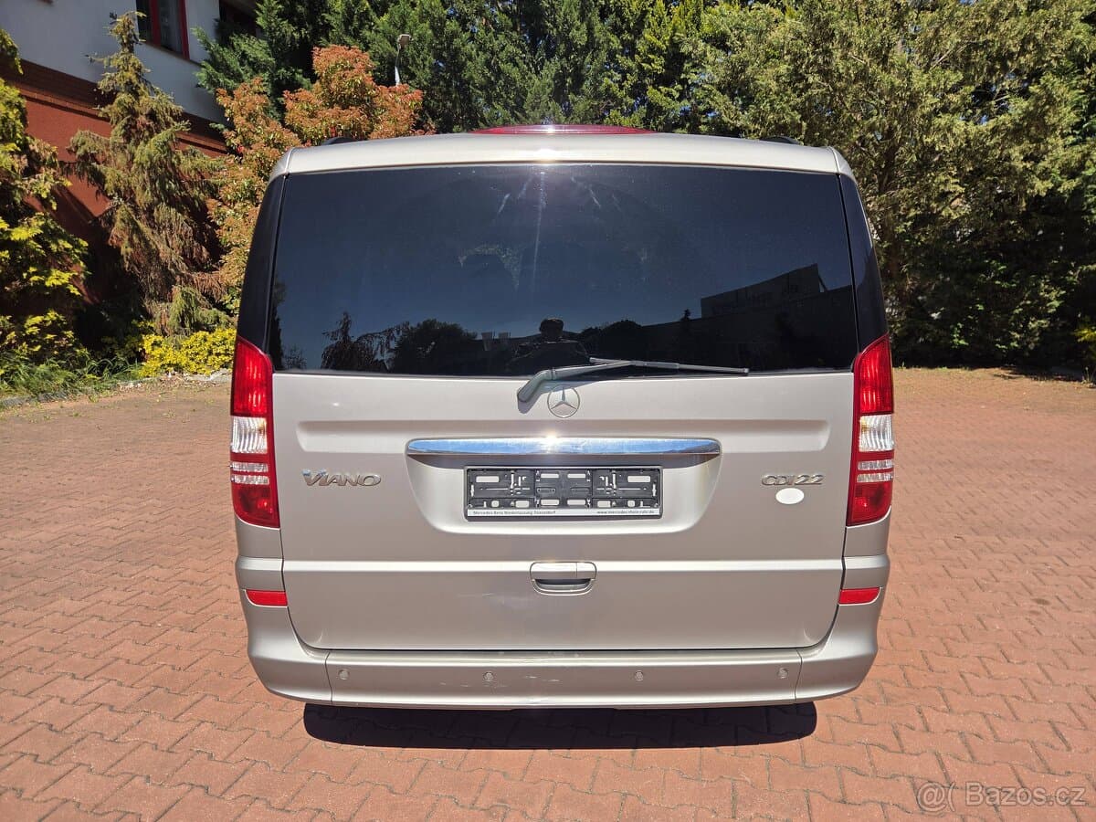 2011 Mercedes-Benz VIANO - 5