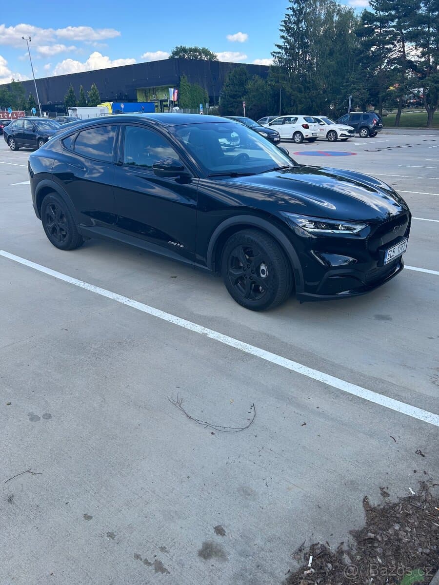 2022 Ford MUSTANG - 5