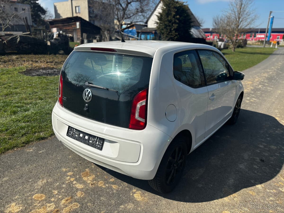2016 Volkswagen UP! - 5