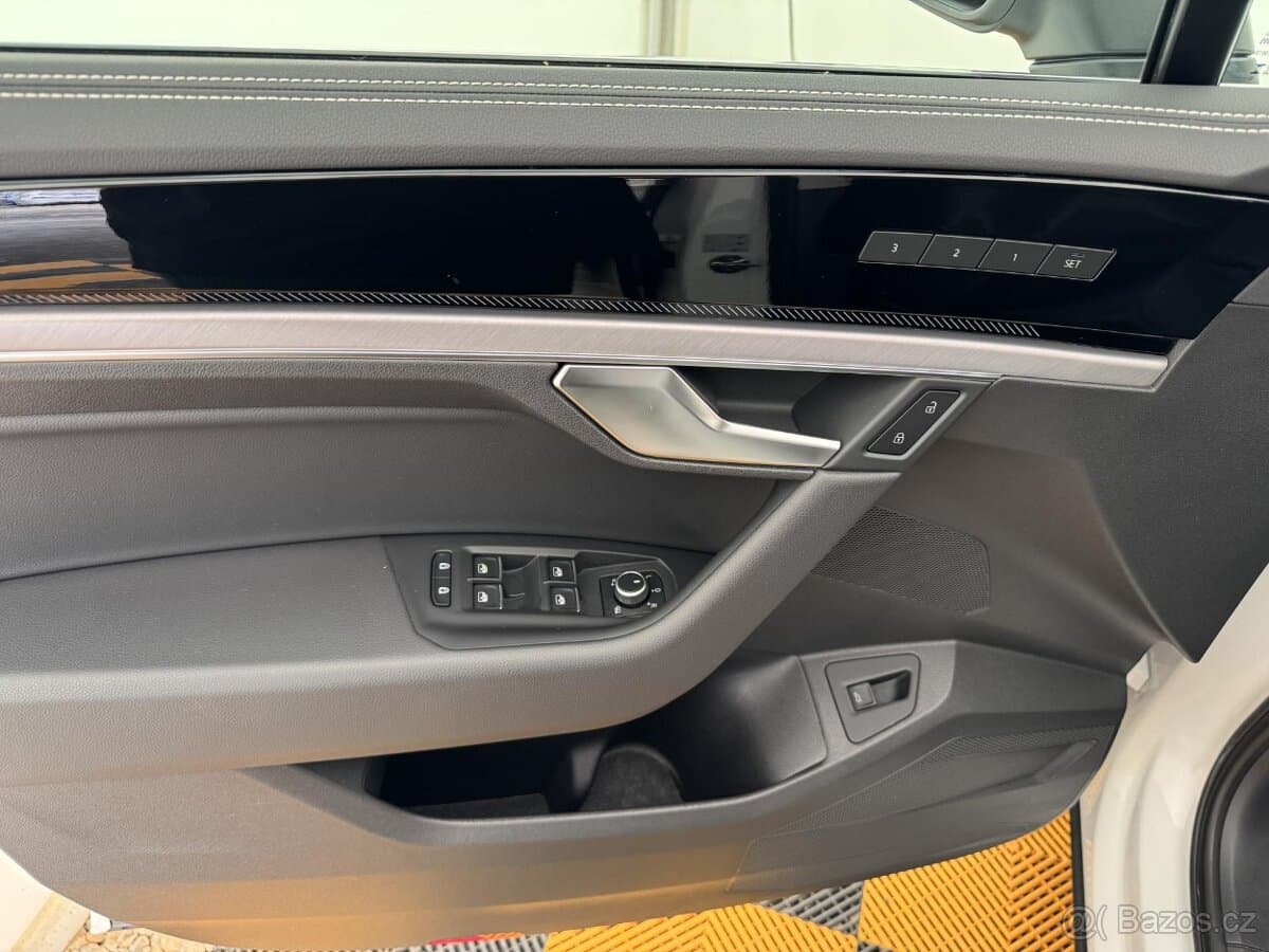 2025 Volkswagen TOUAREG - 5