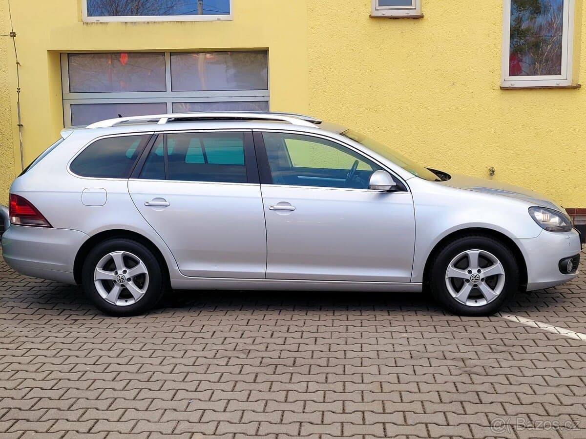 2010 Volkswagen GOLF - 5