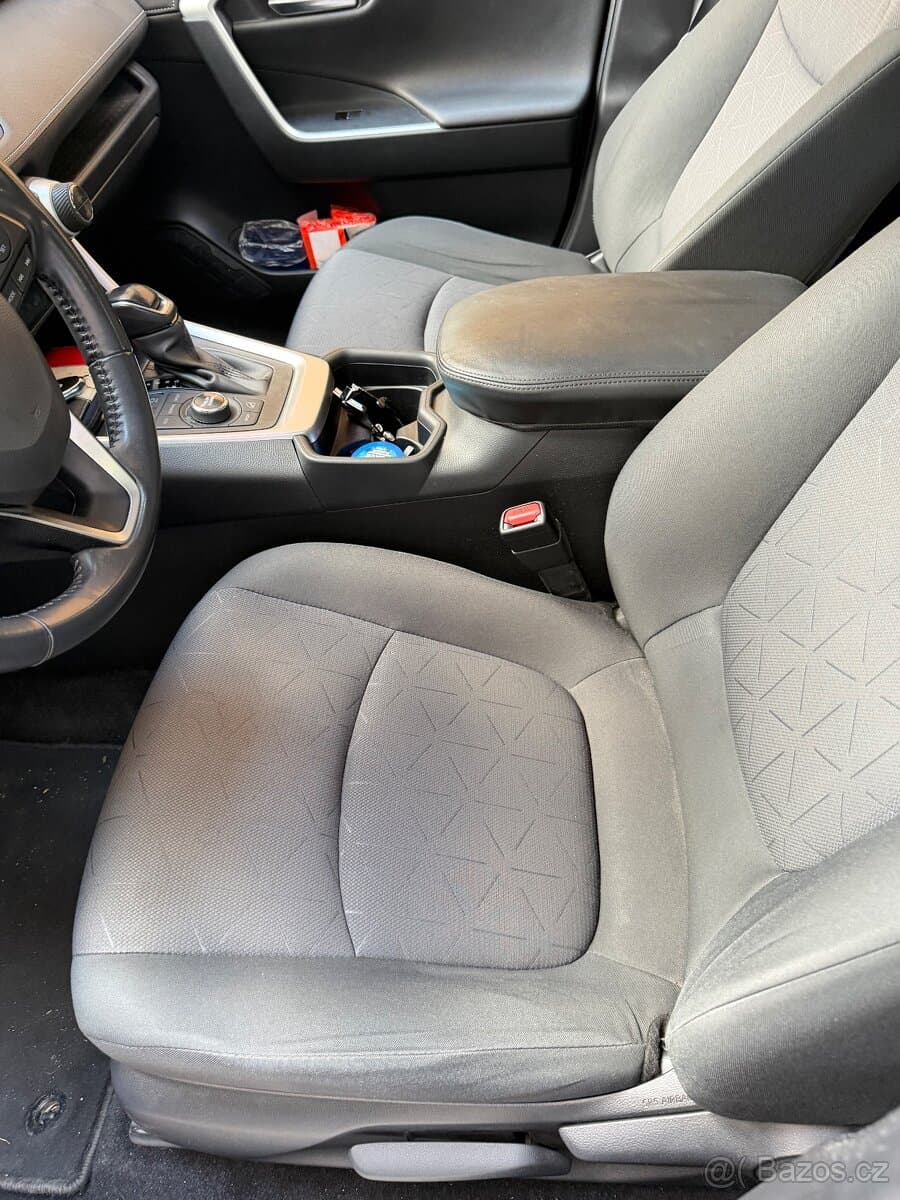 2019 Toyota RAV4 - 5