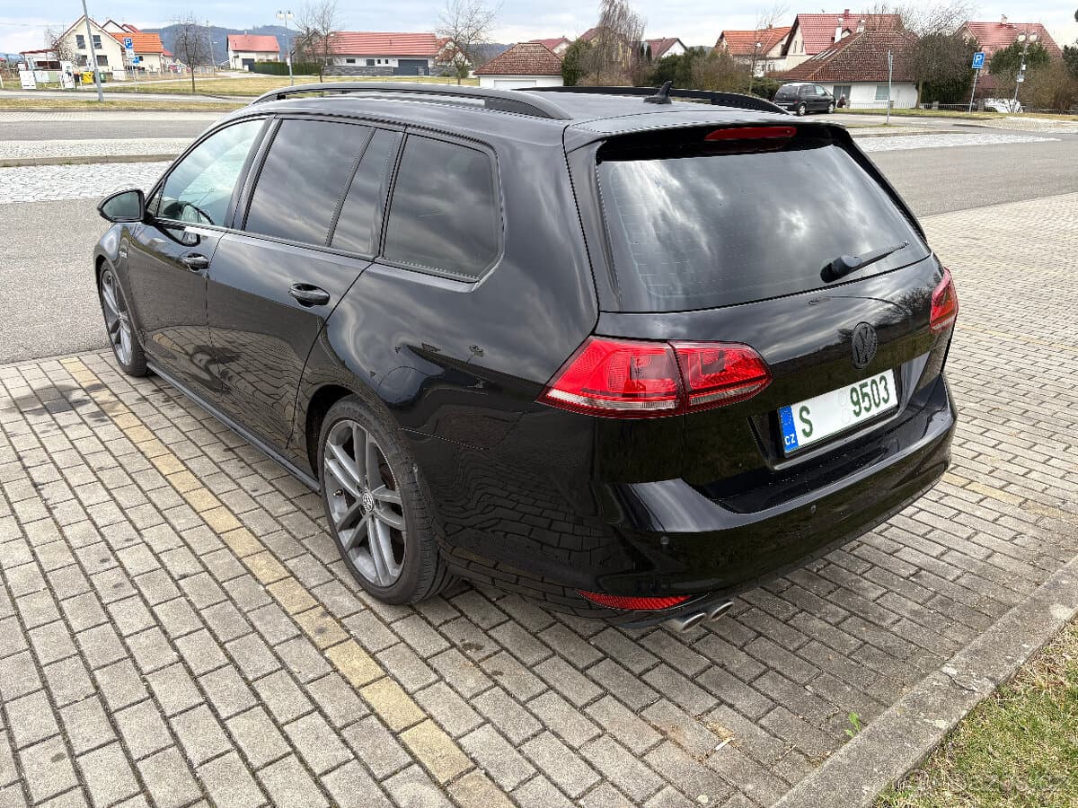 Volkswagen GOLF - 5