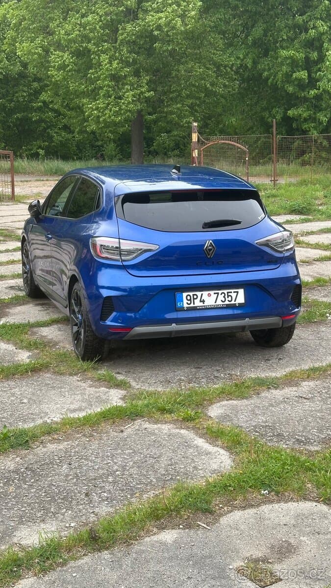 2023 Renault CLIO - 5