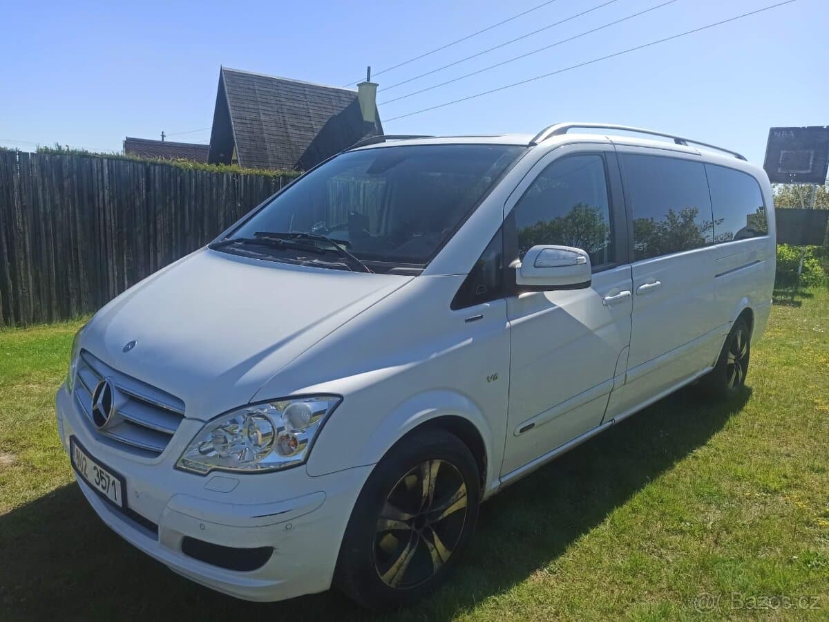 2011 Mercedes-Benz VIANO - 5