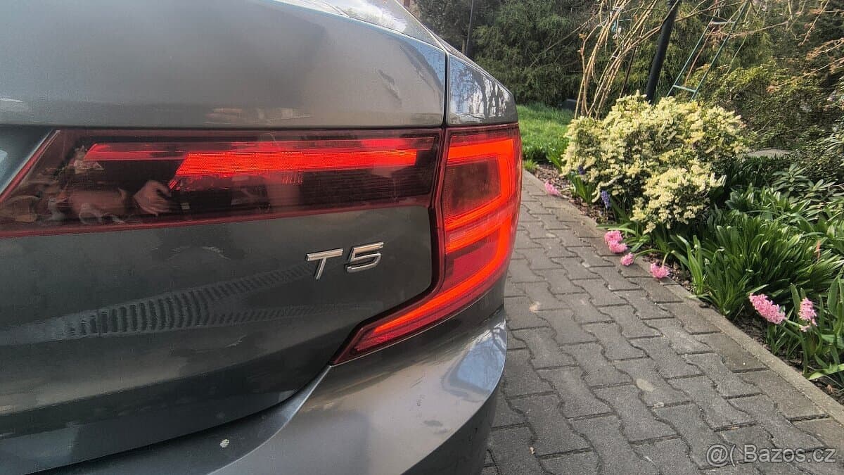 2017 Volvo S90 - 5
