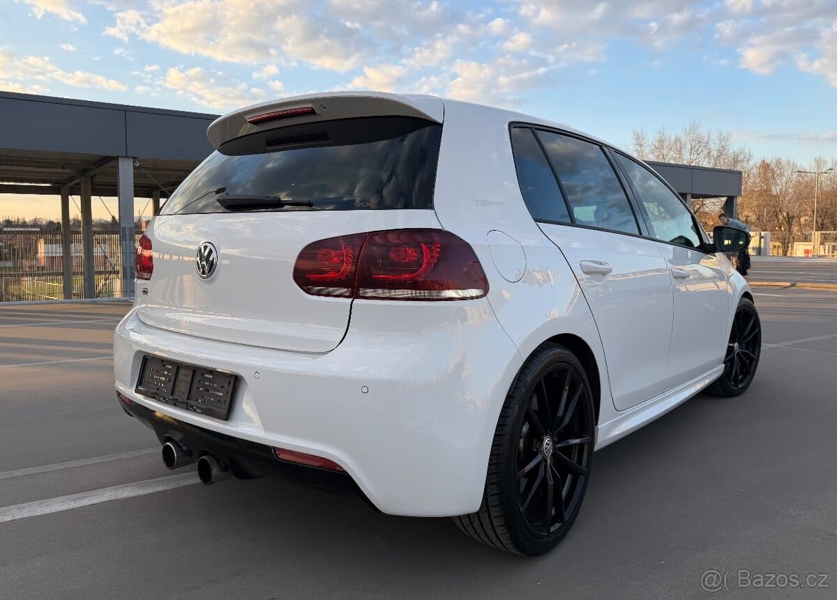 2011 Volkswagen GOLF - 5