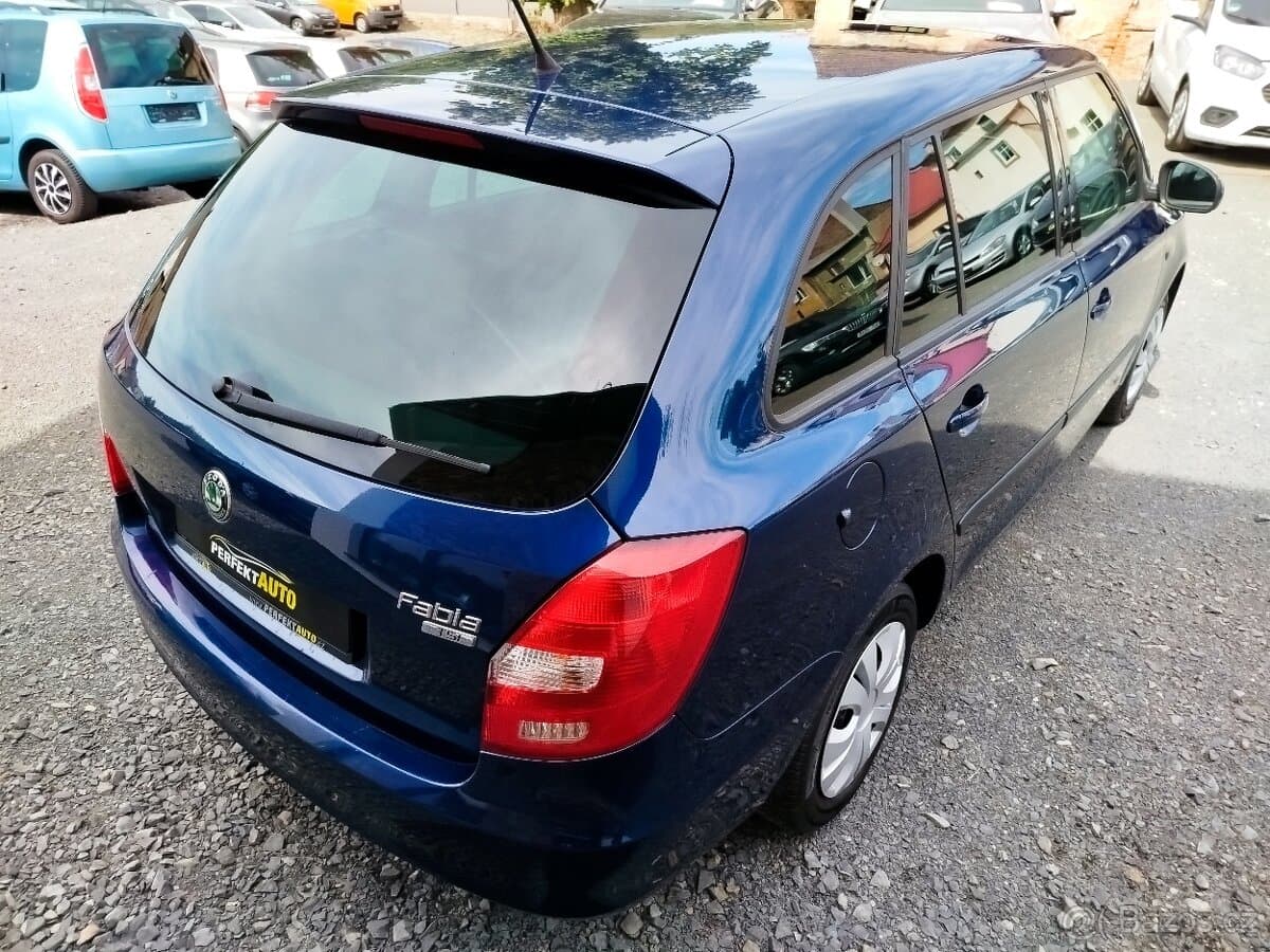 2010 Škoda FABIA - 5