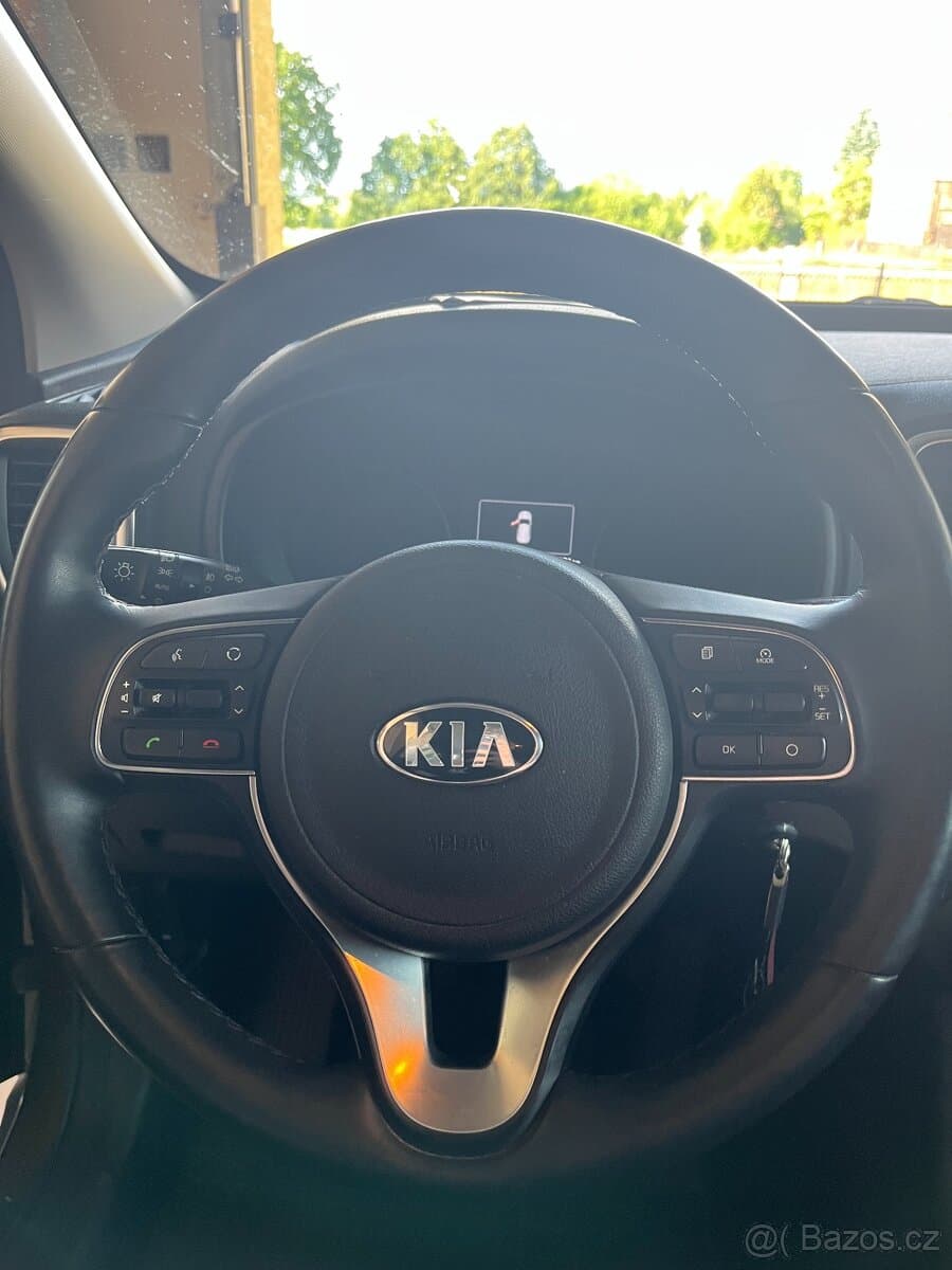 2017 Kia SPORTAGE - 5