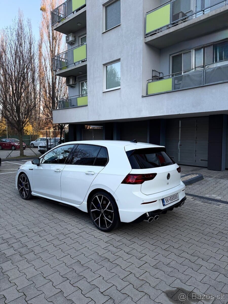Volkswagen GOLF - 5