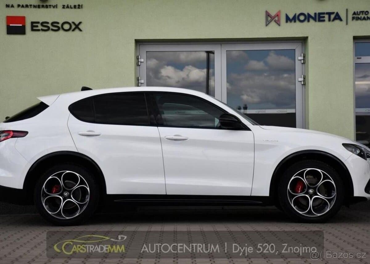 2024 Alfa Romeo STELVIO - 5