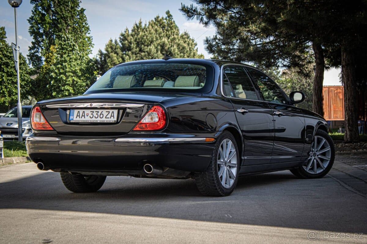 2007 Jaguar XJ - 5