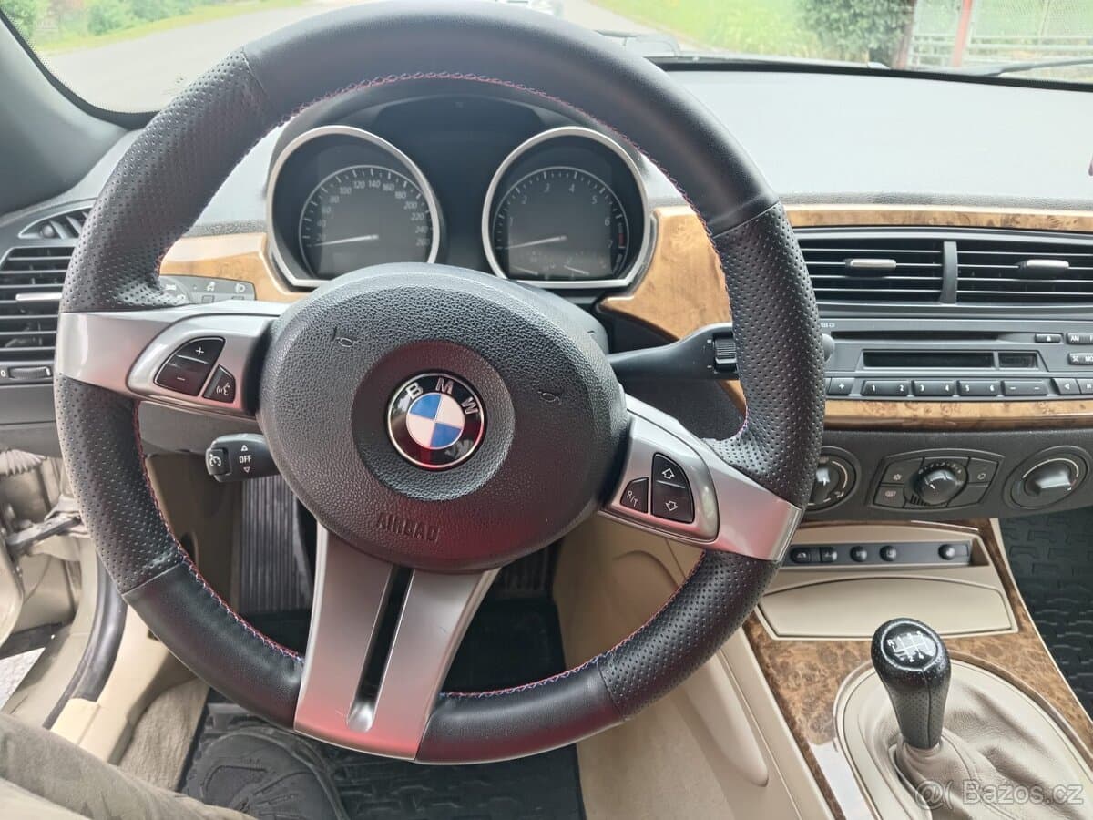 2005 BMW Z4 - 5