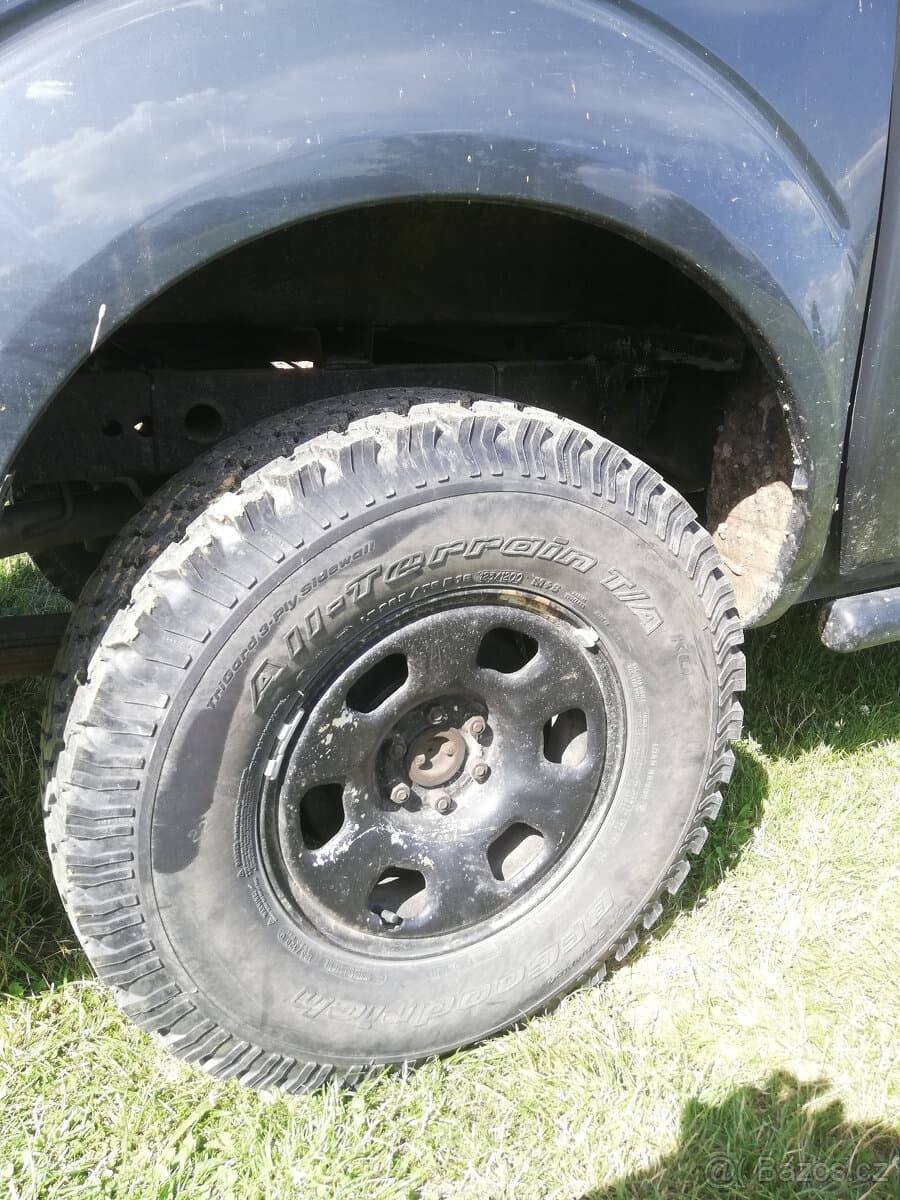 2006 Nissan NAVARA - 5