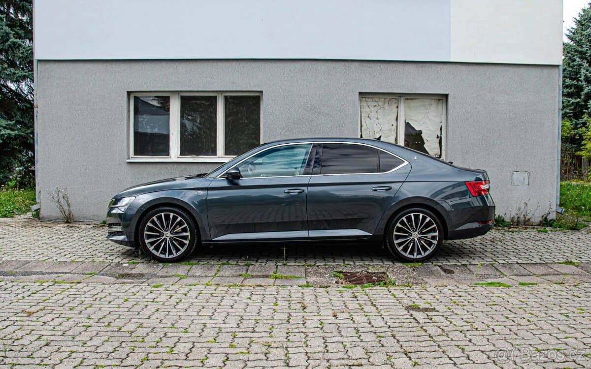 2019 Škoda SUPERB - 5
