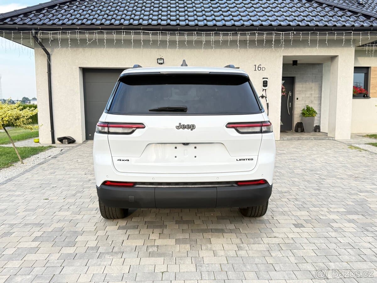 2024 Jeep CHEROKEE - 5