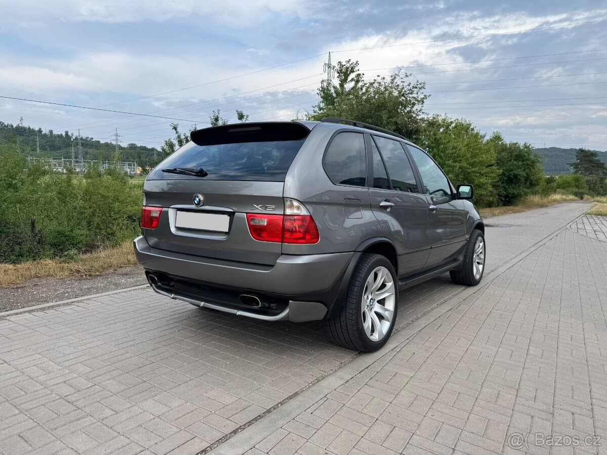 2004 BMW X5 - 5
