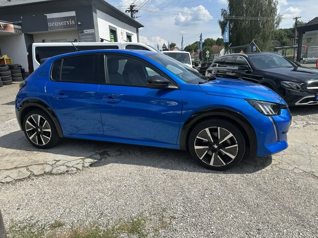 2021 Peugeot 208 - 5