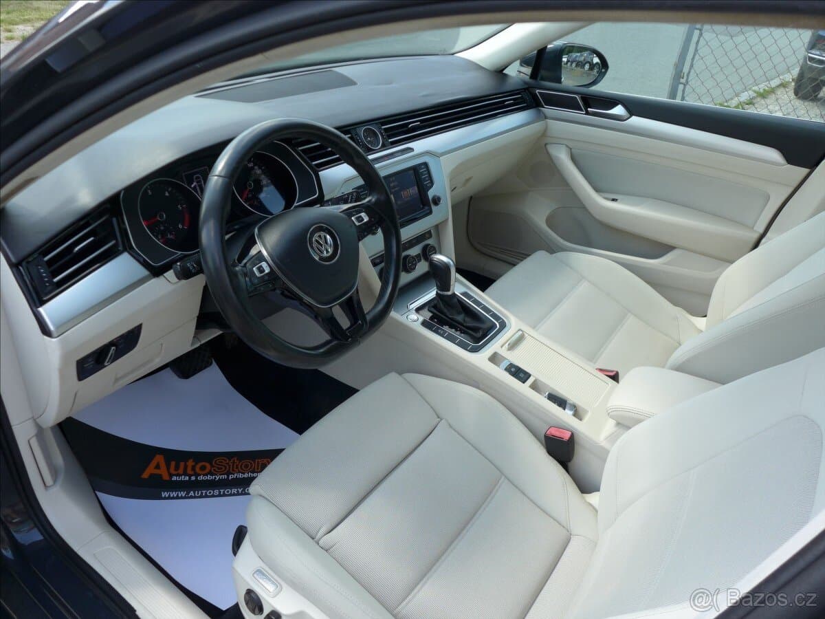 2015 Volkswagen PASSAT - 5