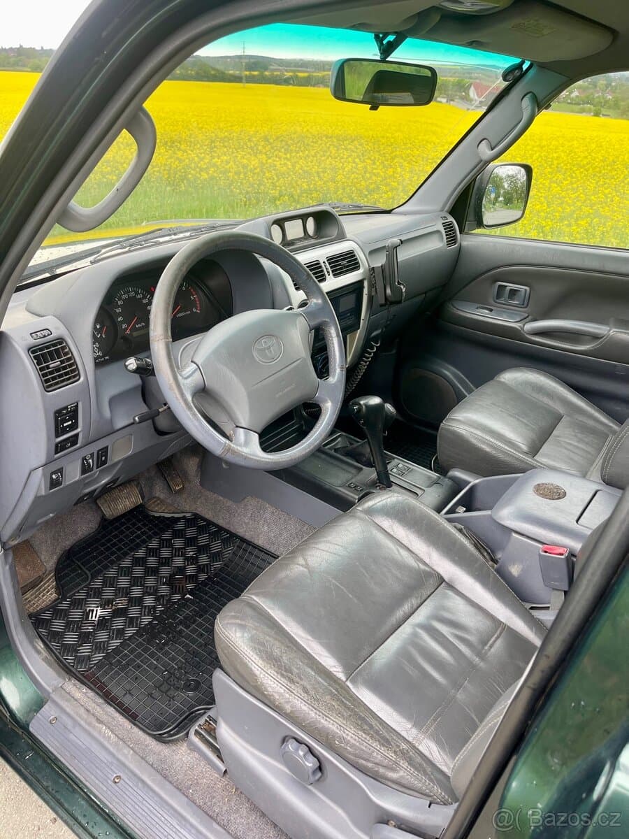 2001 Toyota LAND CRUISER - 5