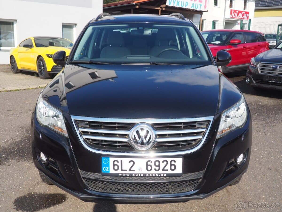 2010 Volkswagen TIGUAN - 5
