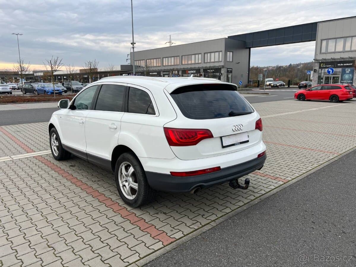 2010 Audi Q7 - 5