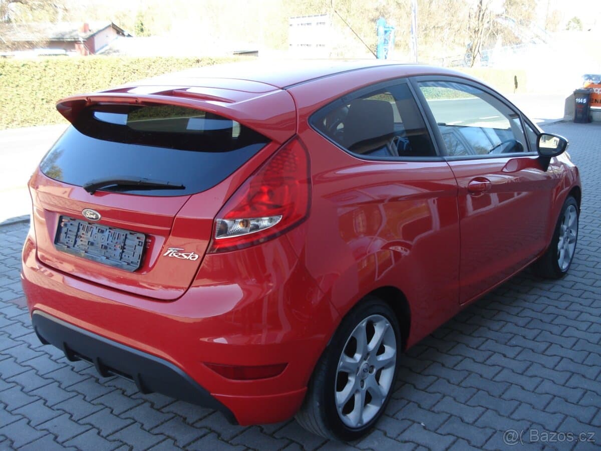 2009 Ford FIESTA - 5