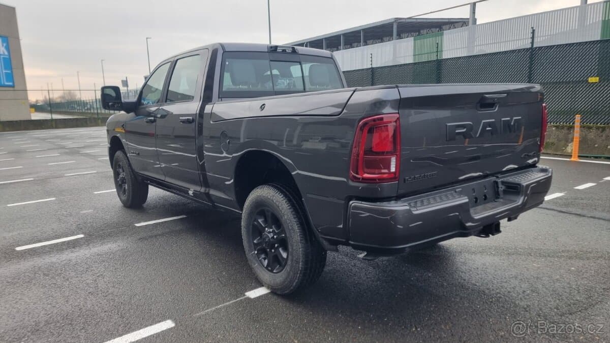 2025 RAM 2500/3500 - 5