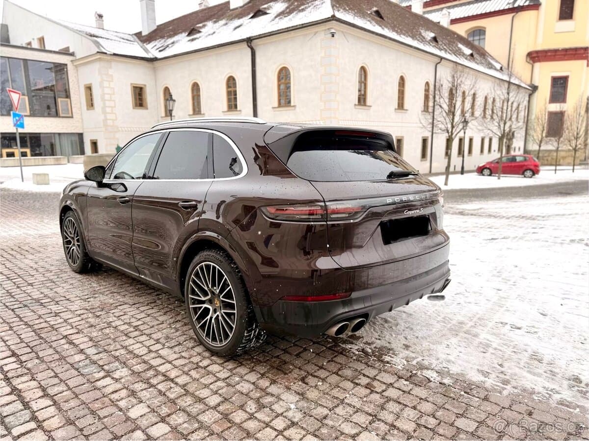 2018 Porsche CAYENNE - 5