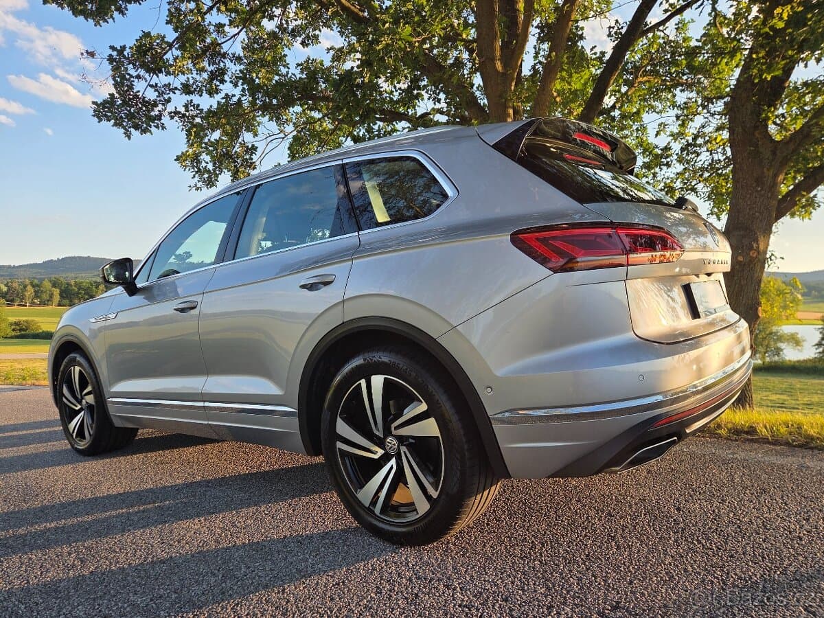 2018 Volkswagen TOUAREG - 5