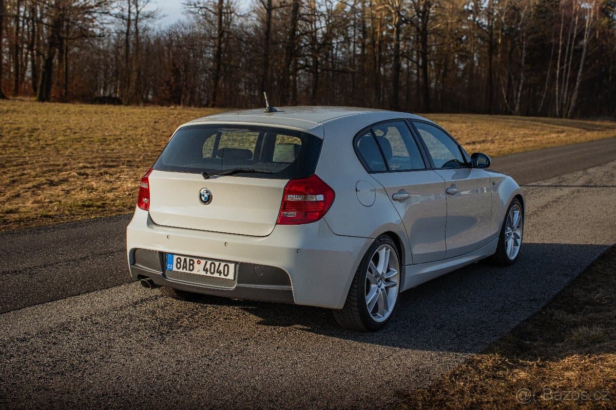 2009 BMW 1-SERIES - 5
